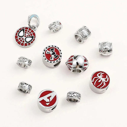 Marvel Superhero Charm Bracelet DIY Kit - Unleash Your Creativity with Avengers-Inspired Designs - Très Elite