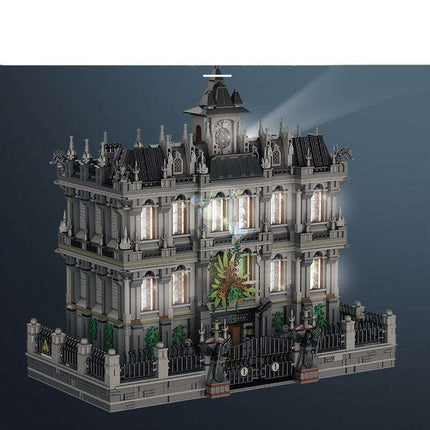 Mega Lunatic Asylum Architectural Masterpiece Building Set with 7537 Pieces - Unleash Your Creative Genius - Très Elite