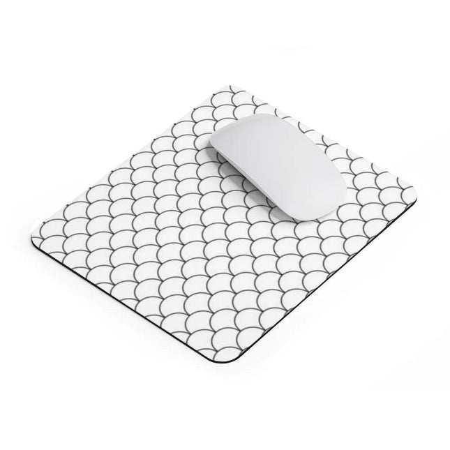 Mermaid Scale Gaming Mousepad - Elegant Design for Enhanced Performance and Comfort