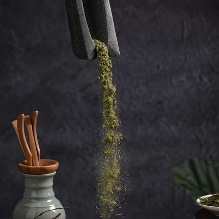 Mini Lapis Lazuli Spice Grinder - Handcrafted Manual Herb & Pepper Crusher for Gourmet Cooking..