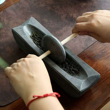 Mini Lapis Lazuli Spice Grinder - Handcrafted Manual Herb & Pepper Crusher for Gourmet Cooking..