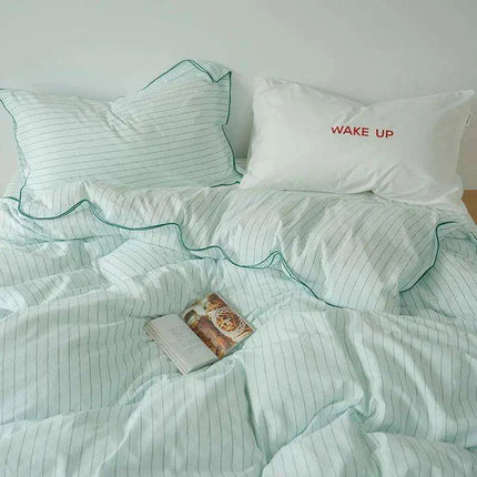 Mint Green Washed Cotton 4-Piece Bedding Set - Chic Duvet Cover for Dorm Rooms and Student Living - Très Elite