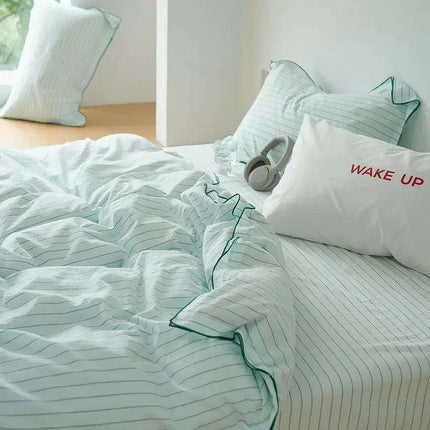 Mint Green Washed Cotton 4-Piece Bedding Set - Chic Duvet Cover for Dorm Rooms and Student Living - Très Elite