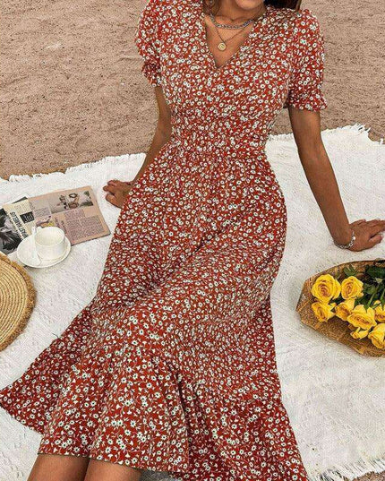 Enchanting Floral Summer Dress for Women in Vibrant Garden Print