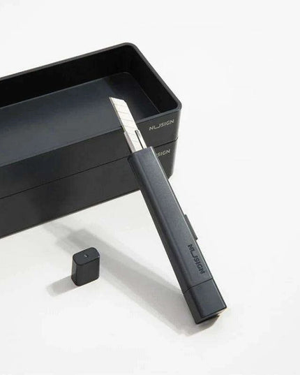 Compact Creative Cutter for Art and DIY Enthusiasts