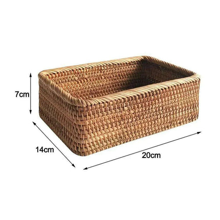 Natural Rattan Wicker Basket for Stylish Storage and Outdoor Picnics..