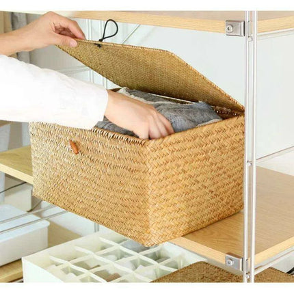 Natural Seagrass Woven Storage Container with Lid - Stylish Basket for Bath Essentials, Cosmetics, and Towels - Très Elite
