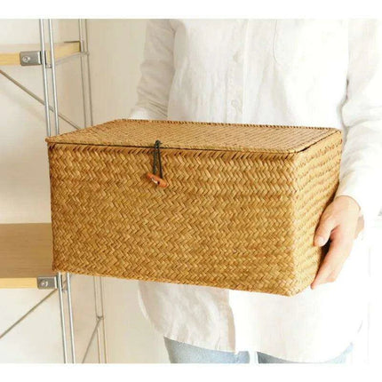 Natural Seagrass Woven Storage Container with Lid - Stylish Basket for Bath Essentials, Cosmetics, and Towels - Très Elite