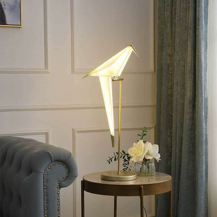 Nature-Inspired Nordic Bird Ceiling Lamp with Elegant Design..