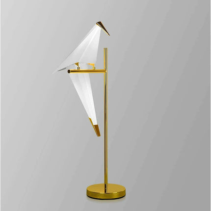 Nature-Inspired Nordic Bird Ceiling Lamp with Elegant Design..