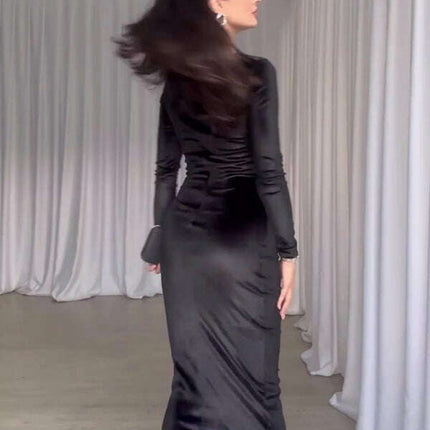 New Fashion Solid Color Slim Fit Pleated Round Neck Long Sleeve Dress - Très Elite