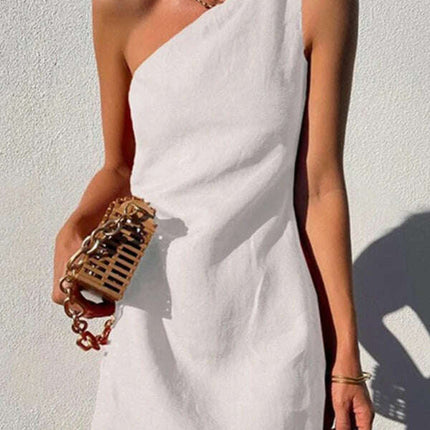 New casual solid color slant shoulder dress - Très Elite