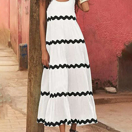 New simple u-shaped collar corrugated tube top solid color A-line suspender skirt - Très Elite