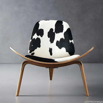 Nordic Artistic Solid Wood Lounge Chair with Unique Airplane Shell Design - Très Elite