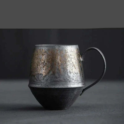 Nordic Charm Ceramic Coffee Mug with Hanging Ear and Gilt Couple Design - Très Elite