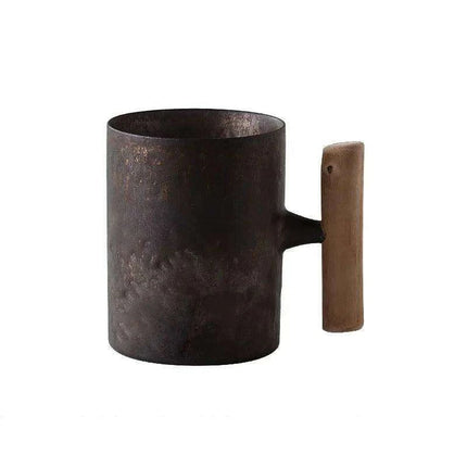 Nordic Charm Ceramic Coffee Mug with Hanging Ear and Gilt Couple Design - Très Elite