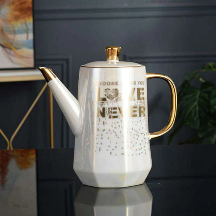Nordic Gold Elegance: Premium Ceramic Tea and Coffee Set - Très Elite