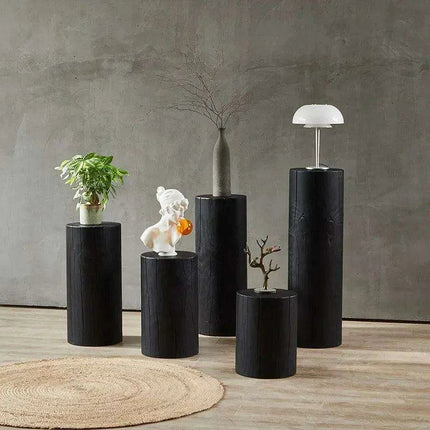 Nordic-Inspired Black Round Wooden Coffee Table: Stylish Side Table for Modern Living Spaces- Très Elite- Très Elite