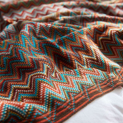 Nordic Luxe Knitted Throw Blanket with Timeless Stripes and Superior Polyester Craftsmanship - Très Elite