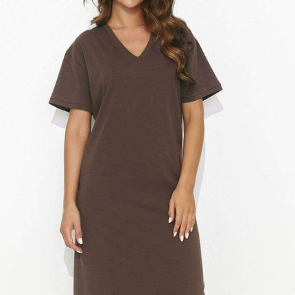 Numinous Knit Dress with Back Slit for Effortless Elegance