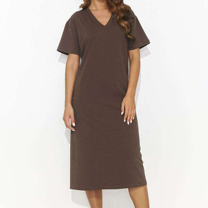 Numinous Knit Dress with Back Slit for Effortless Elegance - Très Elite