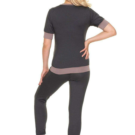 Nursing-Friendly Maternity Pajama Set for Comfort and Style - Très Elite
