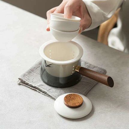 On-the-Go Elegant Ceramic Kung Fu Tea Set: Teapot and Three Travel Cups for Tea Lovers - Très Elite