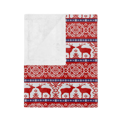 Opulent Artisan Minky Throw: Unmatched Comfort & Elegance