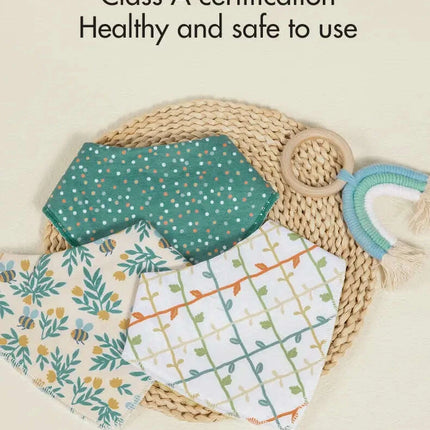 Organic Cotton Triangle Bibs Set for Newborns - Adorable Animal Designs for Feeding and Drooling