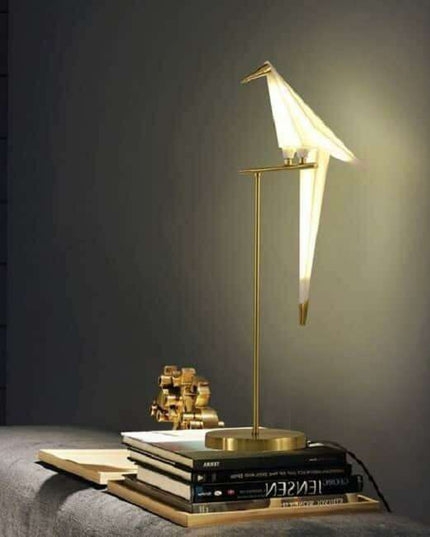 Nature-Inspired Nordic Bird Ceiling Lamp with Elegant Design