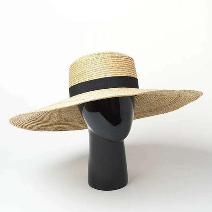 Oversized Foldable Women’s Floppy Straw Hat for Summer Beach & Sun Protection - Très Elite