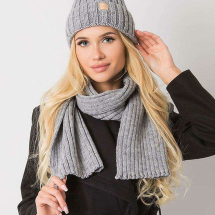 Parisian Chic Winter Hat and Scarf Set for Women Luxe - Très Elite