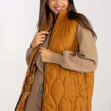 Parisian Quilted Sleeveless Vest for Modern Style Wardrobe - Très Elite