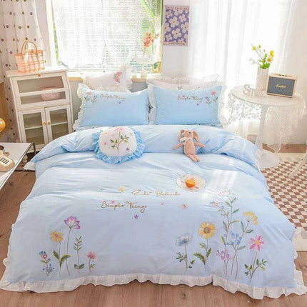Pastoral Elegance: Embroidered Floral Cotton Bedding Set with Ruffled Details - Duvet Cover, Flat & Fitted Sheets, Pillowcases- Très Elite- Très Elite