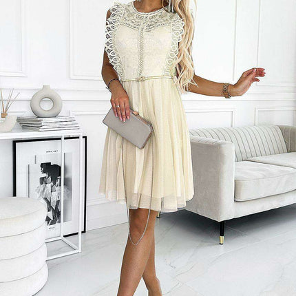 Peach Elegance Lace Cocktail Dress with Gold Waistbelt - Numoco Collection - Très Elite
