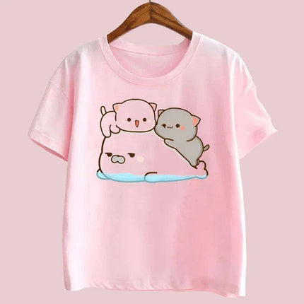 Peach & Goma Mochi Cat with Giraffe Print Kids Tee - Cute Harajuku Style Shirt for Boys & Girls - Très Elite