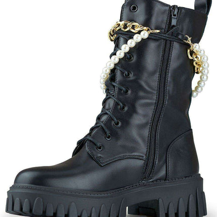 Pearl-Embellished Black Booties for Effortless Elegance - Très Elite