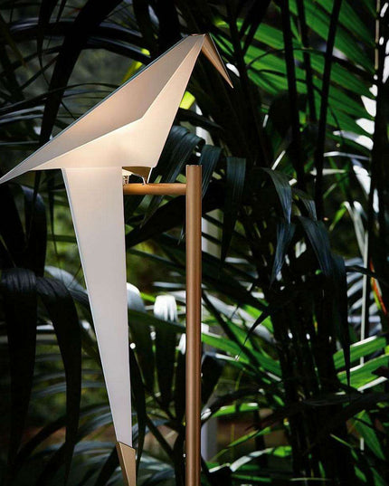 Nature-Inspired Nordic Bird Ceiling Lamp with Elegant Design