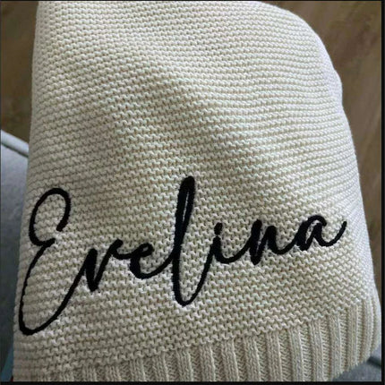 Personalized Embroidered Cotton Baby Blanket - Luxurious Custom Gift for Infants, Ideal for Cozy Sleep - Très Elite