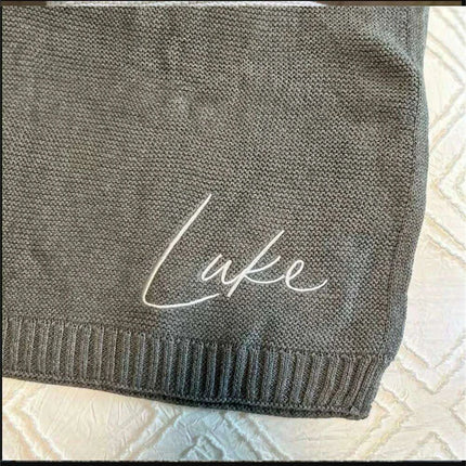 Personalized Embroidered Cotton Baby Blanket - Luxurious Custom Gift for Infants, Ideal for Cozy Sleep - Très Elite