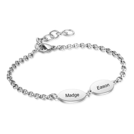 Personalized Engraved Oval Link Bracelets for Couples - Add 2 to 4 Names - Ideal Gift for Friends and Mothers - Très Elite