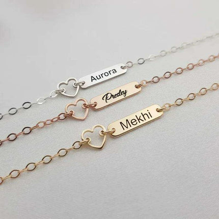 Personalized Engraved Women's Name Bracelet - Très Elite