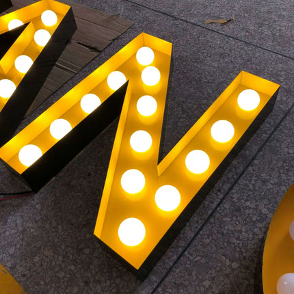 Personalized Illuminated Marquee Alphabet and Numeric Sign Set - Très Elite