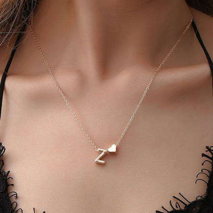 Personalized Love Initials Necklace - Stylish Heart Pendant - Très Elite