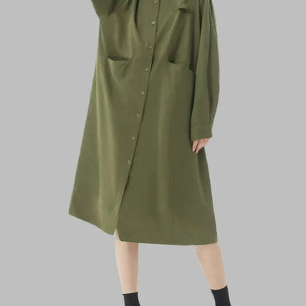 Plus Size Women's Green Midi Shirt Dress with Pockets - Très Elite
