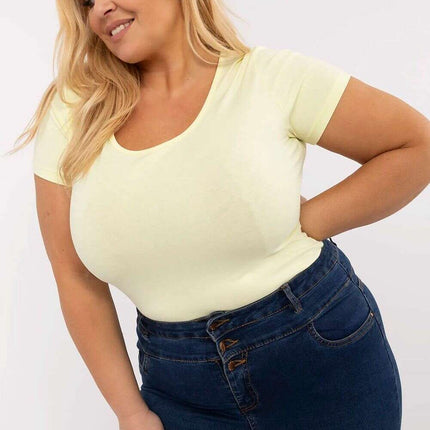 Plus size T-shirt model 211761 - Très Elite