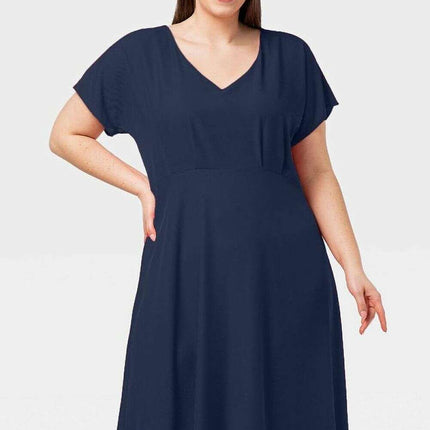 Plus size dress model 198150 - Très Elite