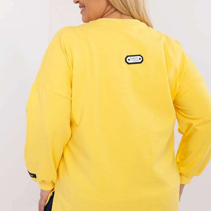 Plus size sweatshirt model 211730 - Très Elite