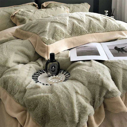 Plush Coral Velvet Winter Bedding Set with Cozy Duvet and Comforter - Très Elite