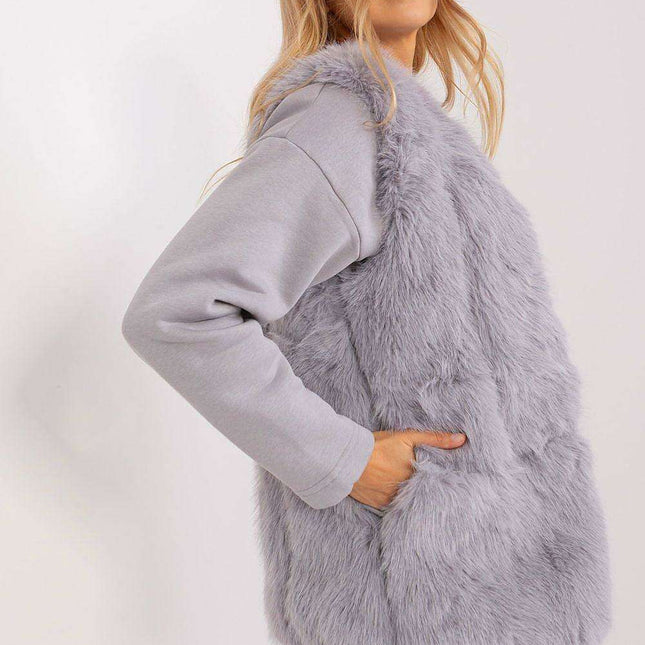 Plush Elegance: Luxurious Faux Fur Vest